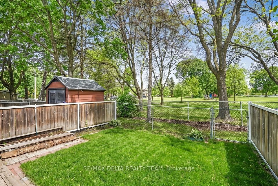 1107 Des Forets Avenue, Orleans - Convent Glen and Area, ON K1C 5K7 – photo 2