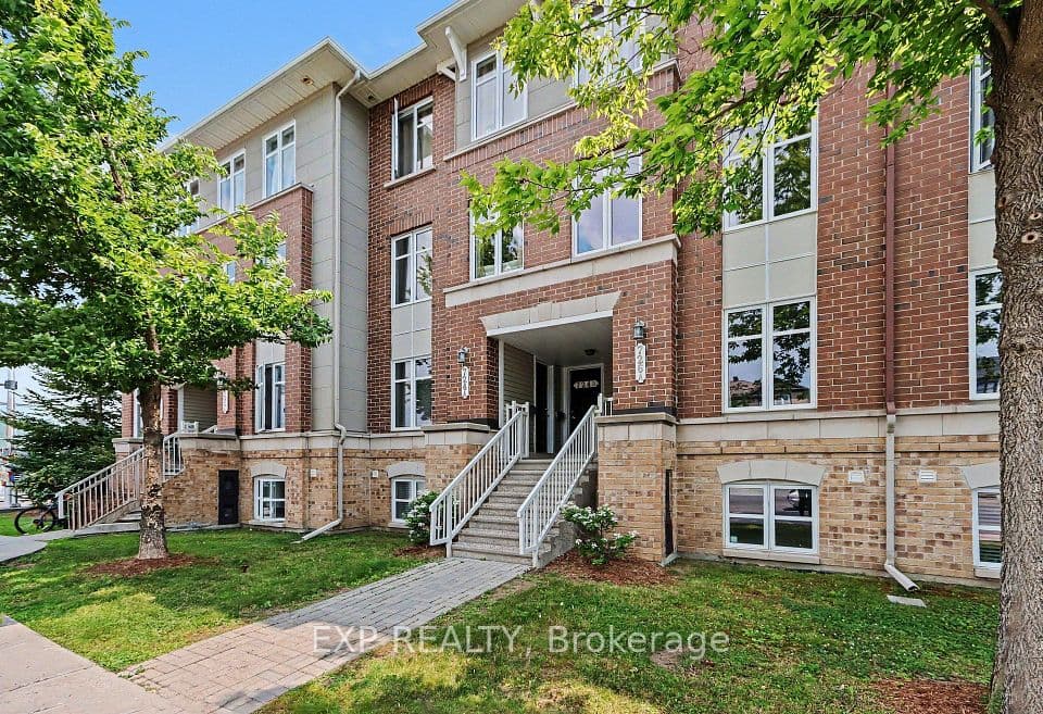 724A Chapman Mills Drive, Barrhaven, ON K2J 3V2 – main photo