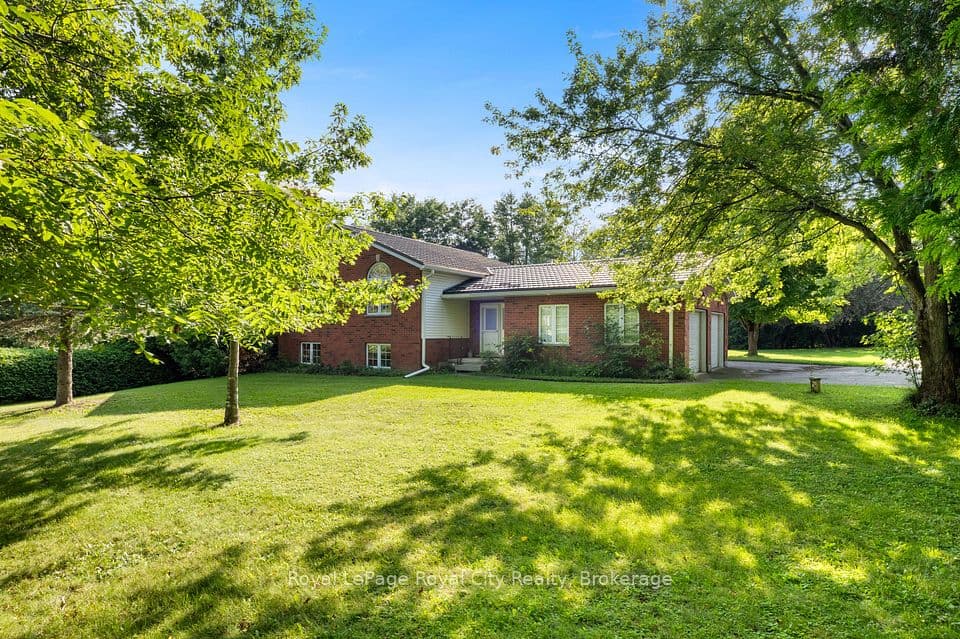4452 Sideroad 20 N, Puslinch, ON N0B 2J0 – main photo