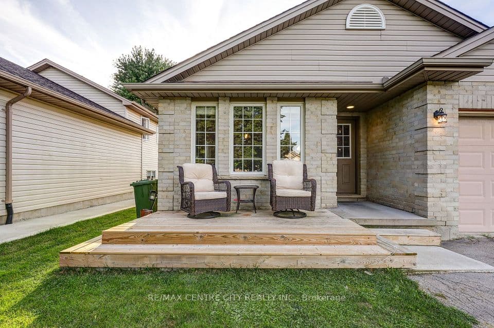 26 Glenview Court, St. Thomas, ON N5P 4N9 – photo 3