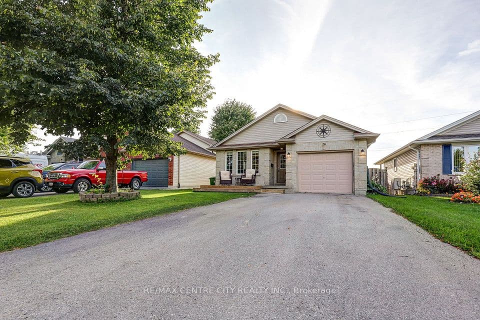 26 Glenview Court, St. Thomas, ON N5P 4N9 – main photo