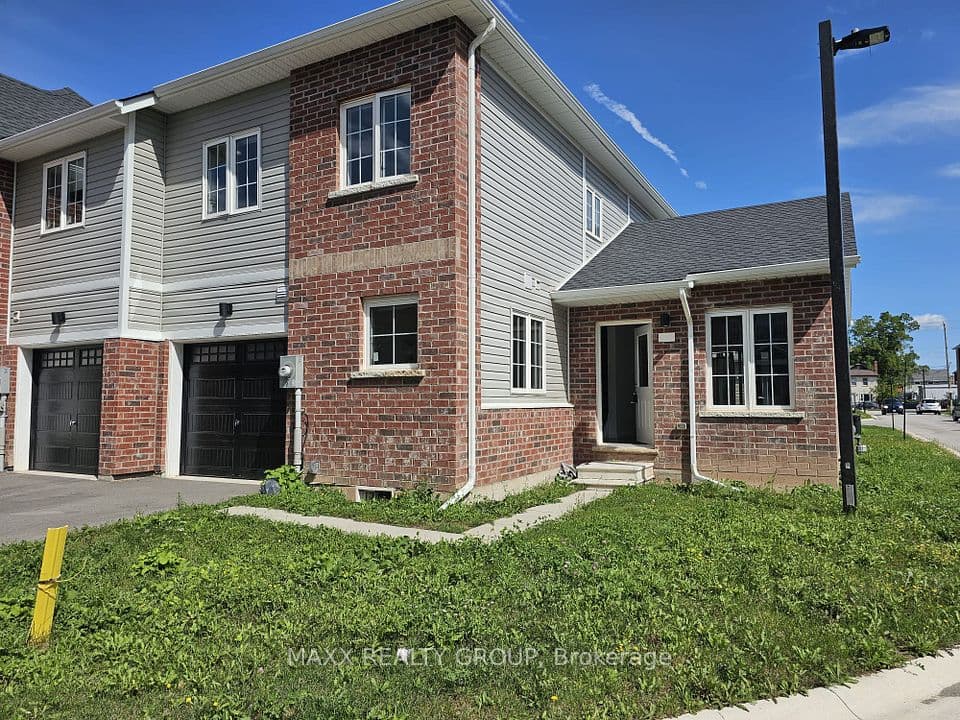 122 Highriver Trail 36, Welland, ON L3C 0H6 – main photo