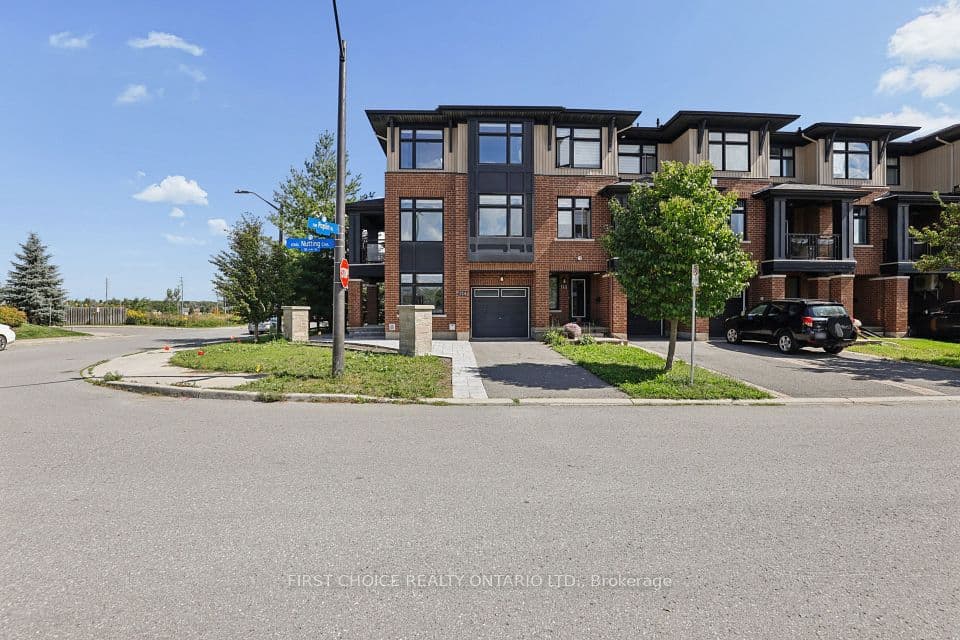 124 Nutting Crescent, Blossom Park - Airport and Area, ON K4M 0C3 – main photo