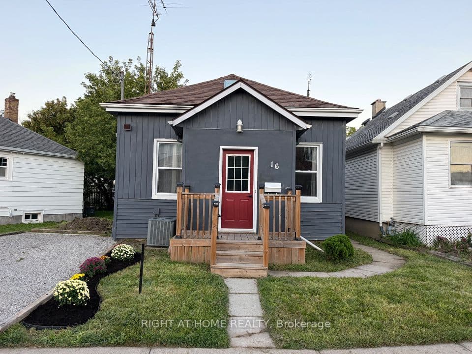 16 East Street E, St. Catharines, ON L2R 3Y8 – main photo
