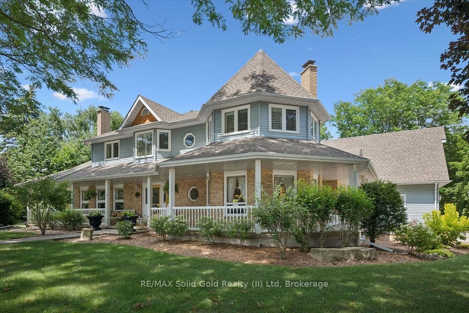 1 Bavarian Place, Woolwich, ON N0B 2M1 – photo 2