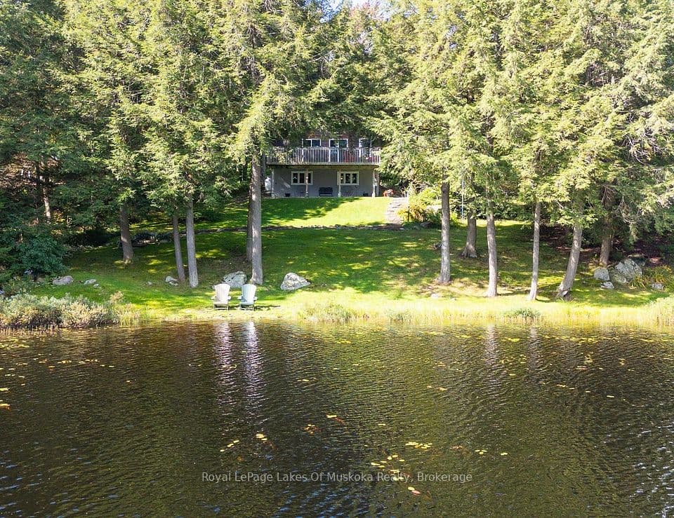 1053 Atkins Lake Road, Bracebridge, ON P1L 1W9 – main photo