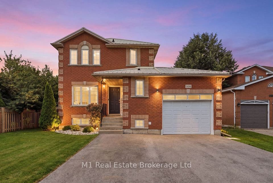 308 Daniel Crescent, Centre Wellington, ON N0B 1S0 – main photo