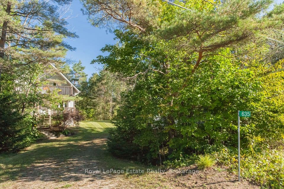 635 Sixth Street N, South Bruce Peninsula, ON N0H 2G0 – photo 2