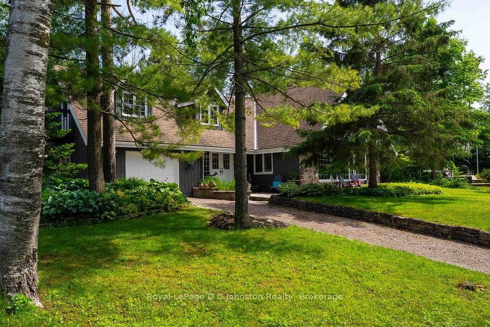 471 Eckford Avenue, Saugeen Shores, ON N0H 2L0 – photo 2