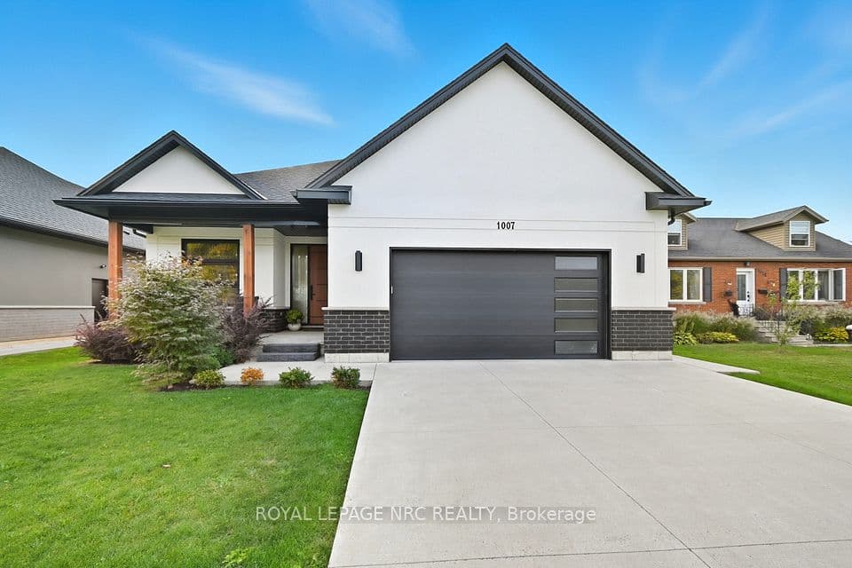 1007 Clare Avenue, Pelham, ON L3C 3C2 – main photo