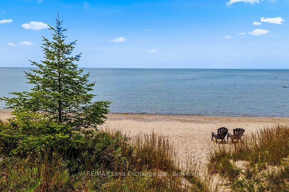 18 Cottage Park Road, Saugeen Shores, ON N0H 2C0 – photo 2