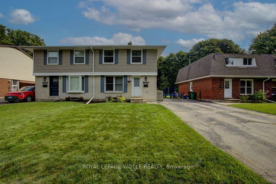 426A Dunvegan Drive, Waterloo, ON N2K 2C7 – photo 2
