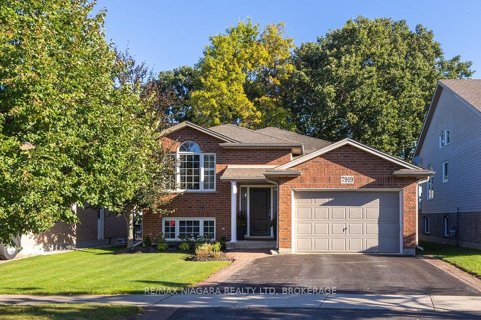 7919 Fleming Drive, Niagara Falls, ON L2H 3H9 – main photo