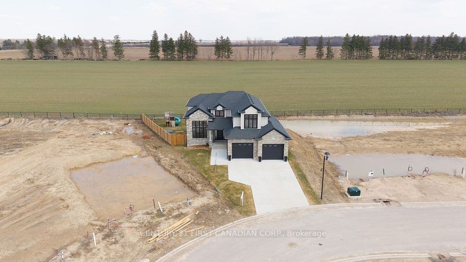 24 Postma Crescent, North Middlesex, ON N0M 1A0 – photo 2