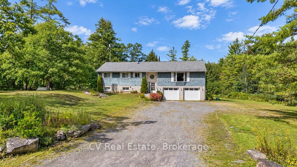 1045 Narrows Road, Gravenhurst, ON P1P 1R2 – main photo