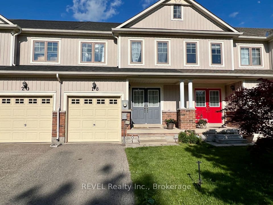 18 Mackenzie King Avenue, St. Catharines, ON L2P 0A1 – main photo