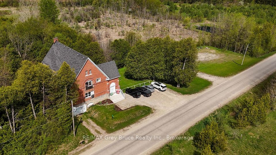 596688 10 Concession, Chatsworth, ON N0H 1G0 – photo 2