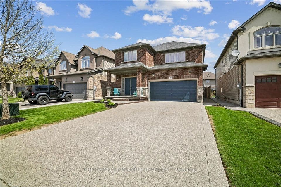 92 Garinger Crescent, Hamilton, ON L0R 1C0 – photo 2