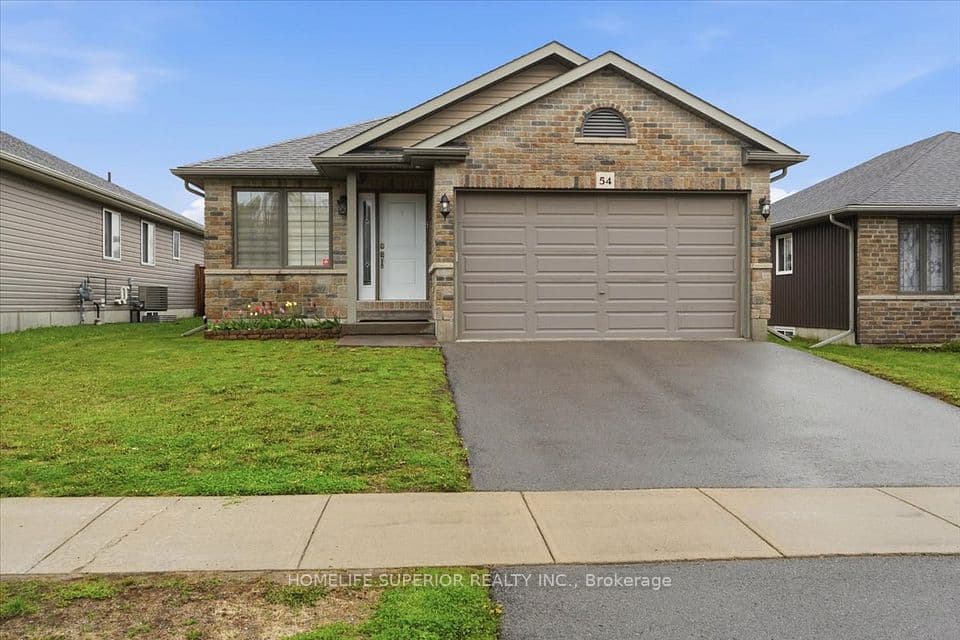54 Aspen Drive, Quinte West, ON K8V 0E2 – main photo