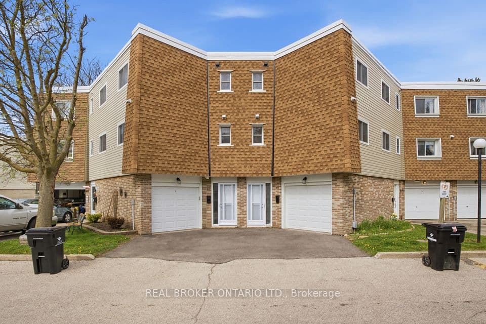 60 Elmsdale Drive 46, Kitchener, ON N2E 2G4 – photo 2
