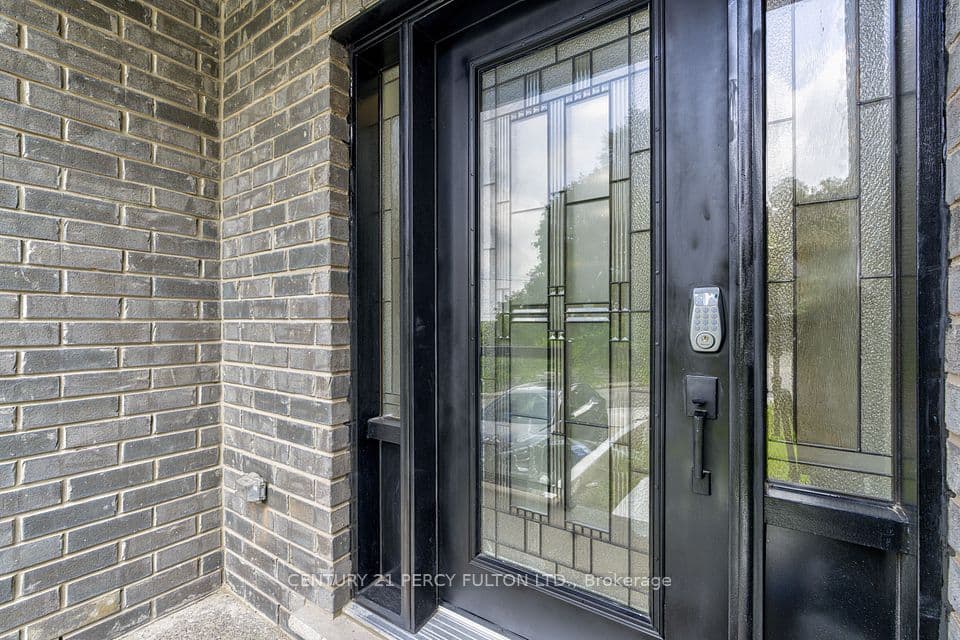 15 Bechtel Street, Cambridge, ON N3C 1Z7 – photo 3