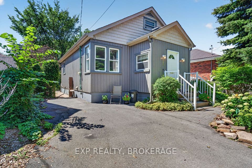 100 REGENT Street, Kingston, ON K7L 4J8 – main photo
