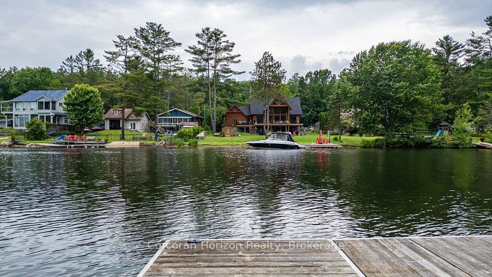 1068 Hartley Road, Gravenhurst, ON P0E 1N0 – photo 2