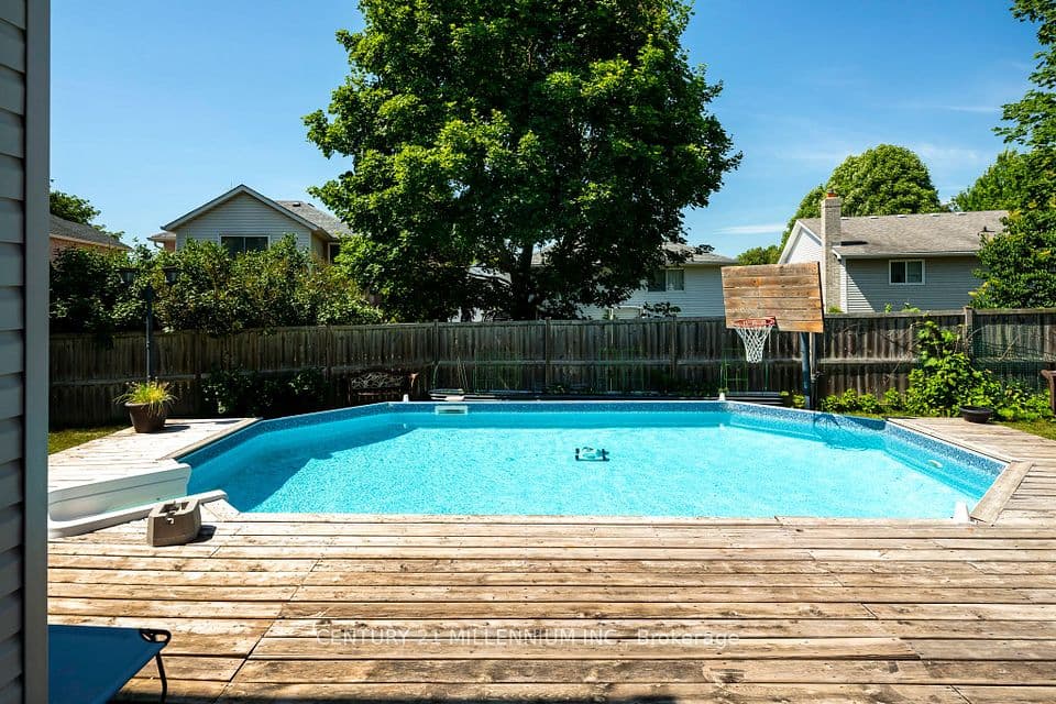 364 Stoneheight Place, Waterloo, ON N2V 2A8 – photo 3