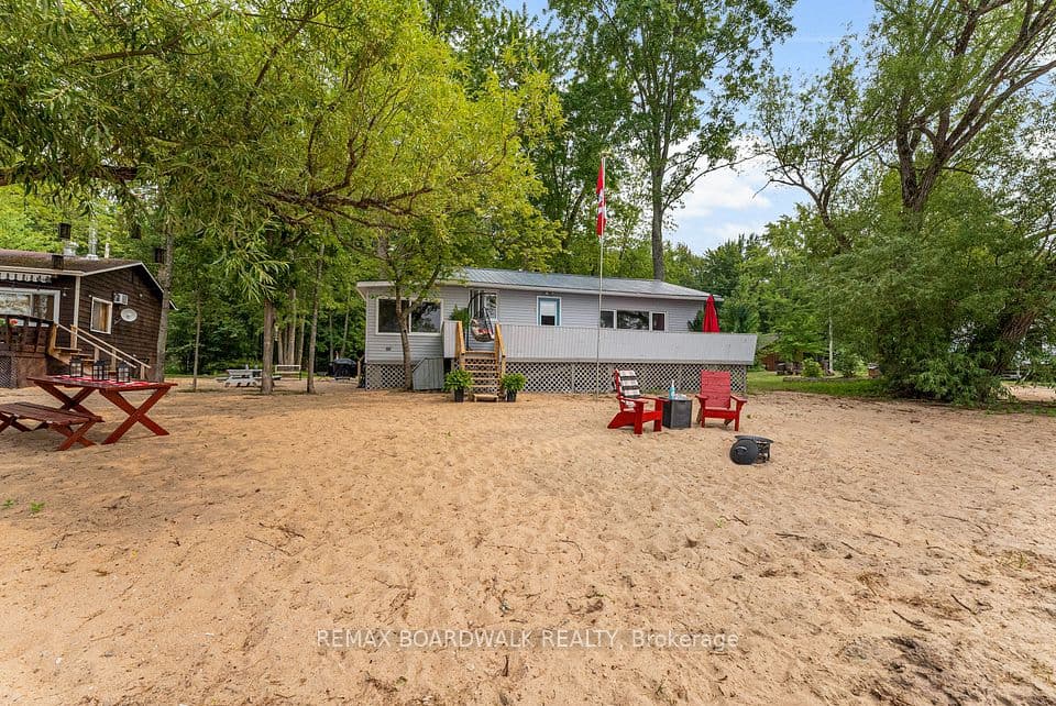 391 Leavoy Lane, Horton, ON K7V 3Z8 – photo 3