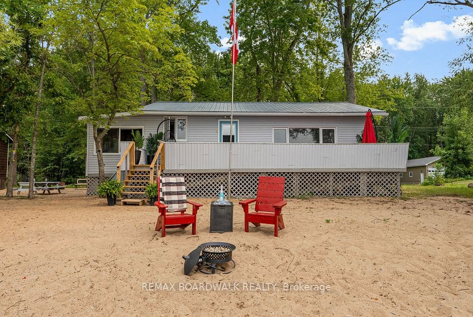 391 Leavoy Lane, Horton, ON K7V 3Z8 – photo 2