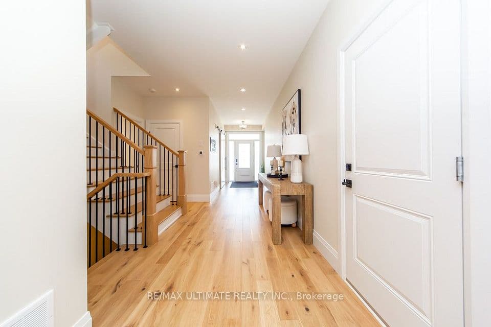 100 Watershore Drive 6, Hamilton, ON L8E 0L4 – photo 2