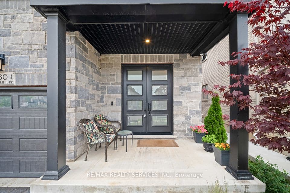 130 Pondcliffe Drive, Kitchener, ON N2R 0M4 – photo 3