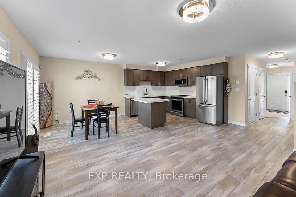 60 Canterbury Drive 3, St. Catharines, ON L2P 3M8 – photo 2