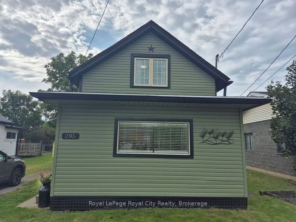295 Killaly Street E, Port Colborne, ON L3K 1P3 – main photo