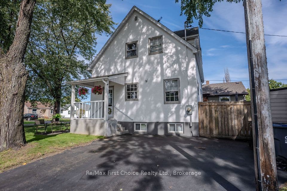 746 S Norah Street S, Thunder Bay, ON P7E 1P7 – photo 3