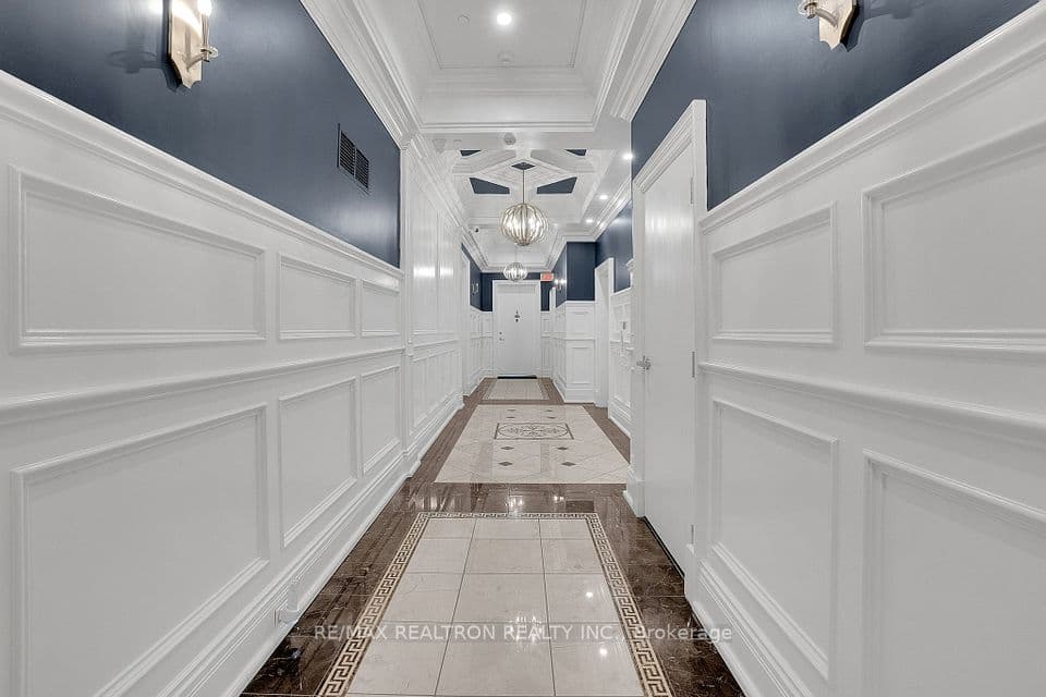 223 Erb Street W 1202, Waterloo, ON N2L 0B3 – photo 3