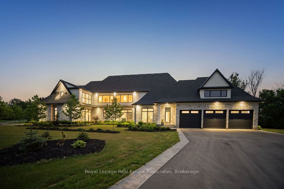 2 River Road, Brant, ON N3T 0N2 – main photo