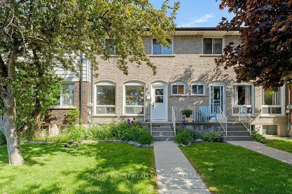 30 Addington Street 14, Loyalist, ON K7N 1C5 – photo 2