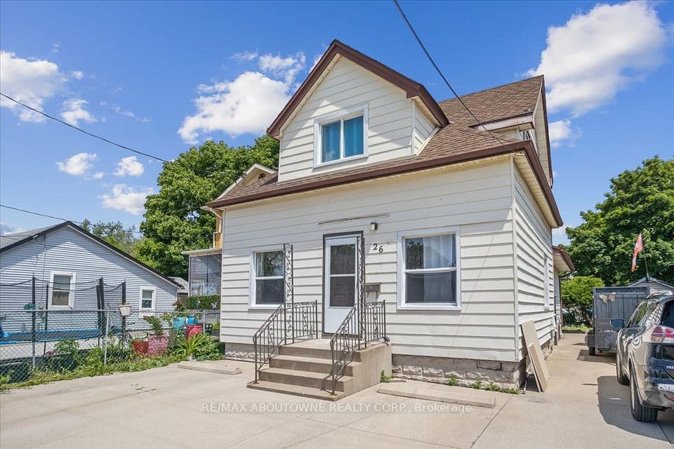 26 Vine Street S, St. Catharines, ON L2M 4T2 – photo 3