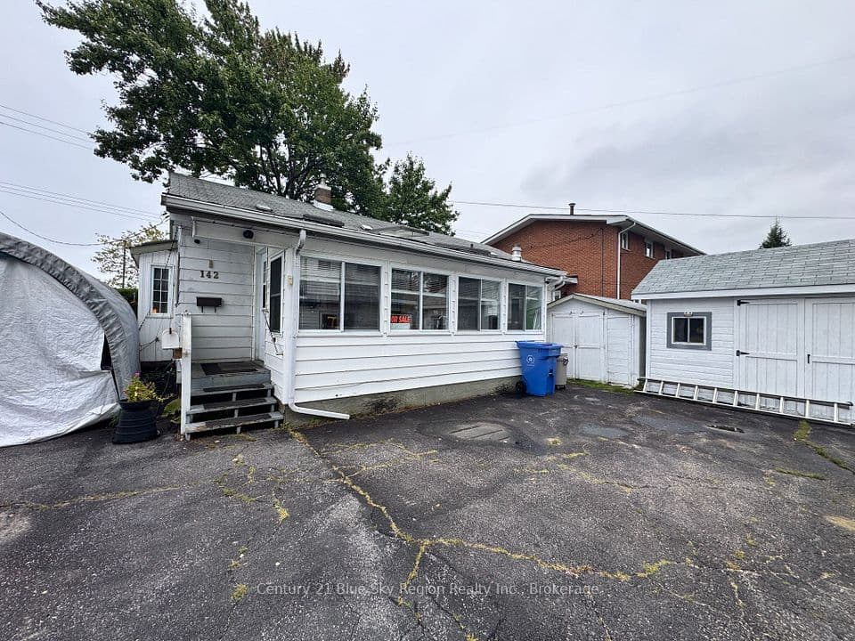 142 Lee Avenue, North Bay, ON P1A 2K2 – photo 2