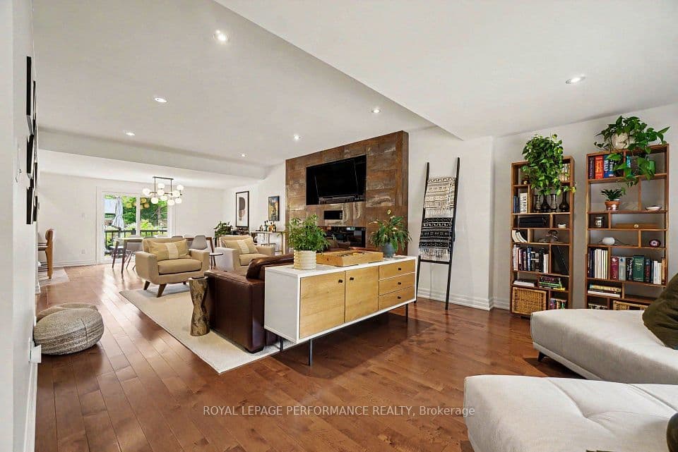 2061 Cabot Street, Alta Vista and Area, ON K1H 6J7 – photo 3
