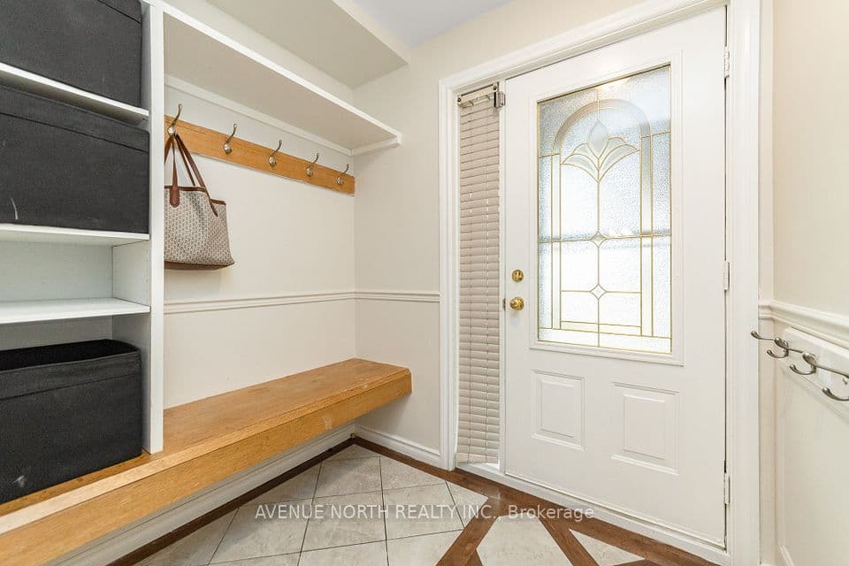 1103 Millwood Court, Orleans - Convent Glen and Area, ON K1C 3E9 – photo 3