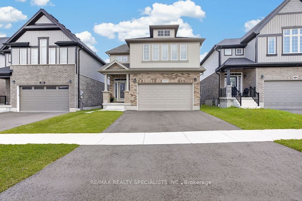 284 Chokecherry Crescent, Waterloo, ON N2V 0H1 – photo 3