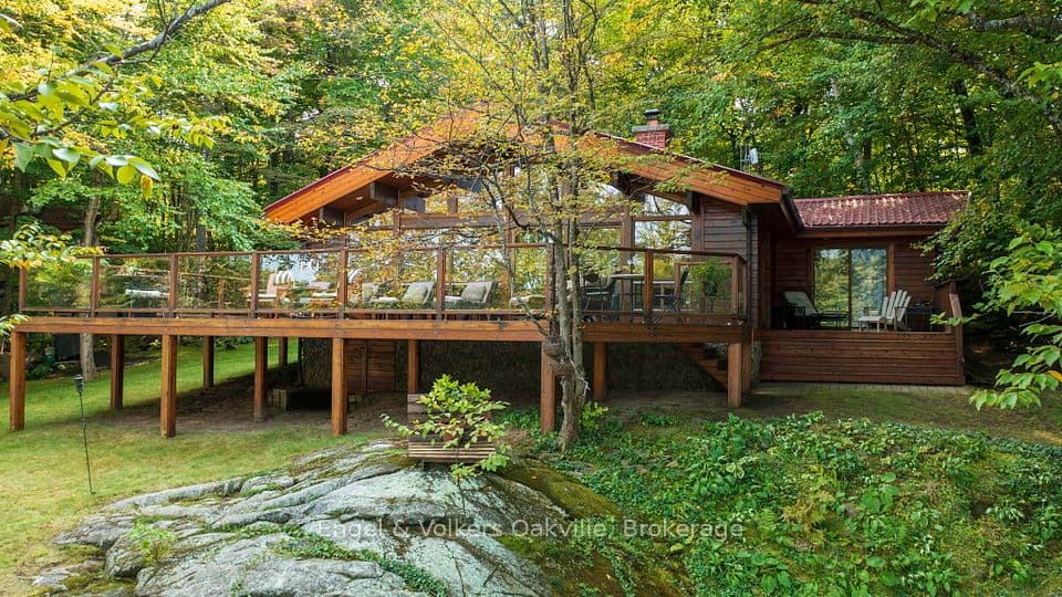 87 Dayeo Drive, Georgian Bay, ON P0C 1H0 – main photo
