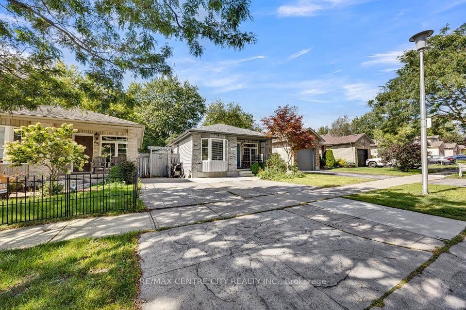 297 HUNGERFORD Street, London East, ON N5W 6E3 – photo 2