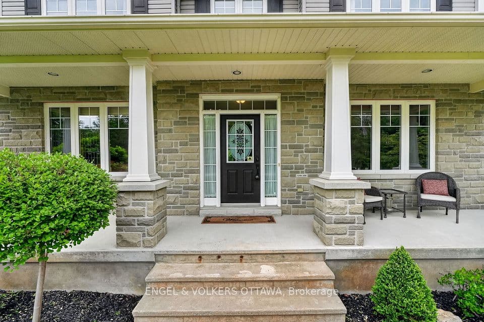 1599 Landel Drive, Kanata, ON K2W 1C6 – photo 3