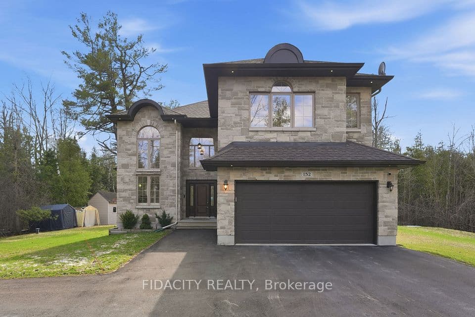 152 Wilbert Cox Drive, Carp - Huntley Ward, ON K0A 1L0 – main photo