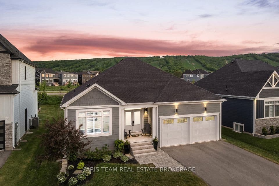 107 Stillwater Crescent, Blue Mountains, ON L9Y 4P5 – main photo