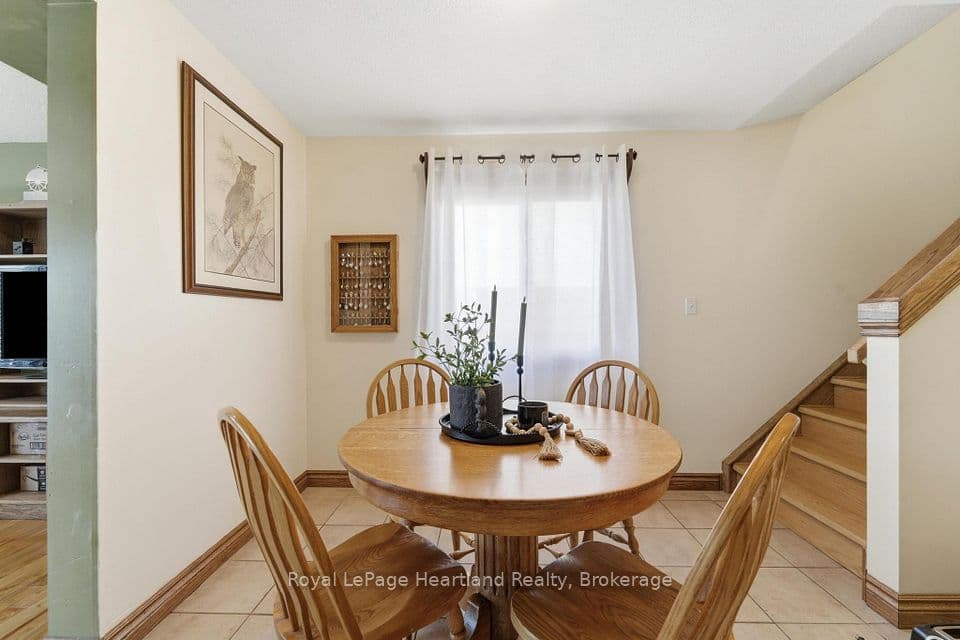 480 Mowat Street E, North Perth, ON N4W 0A4 – photo 3