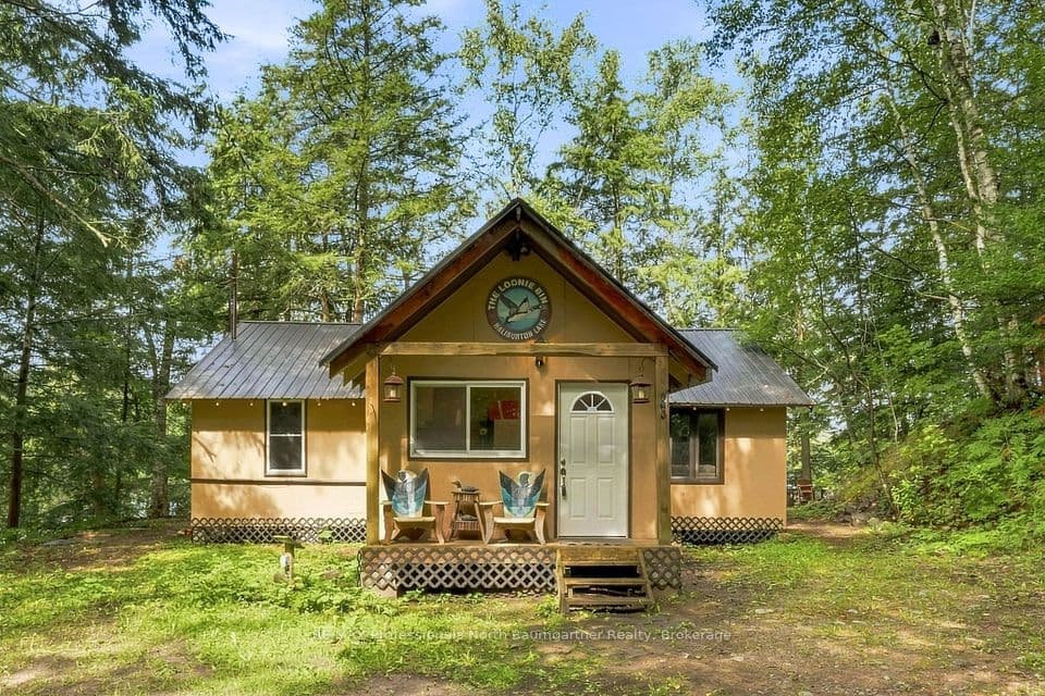 1022 Tanamakoon Lane, Dysart et al, ON K0M 1S0 – main photo